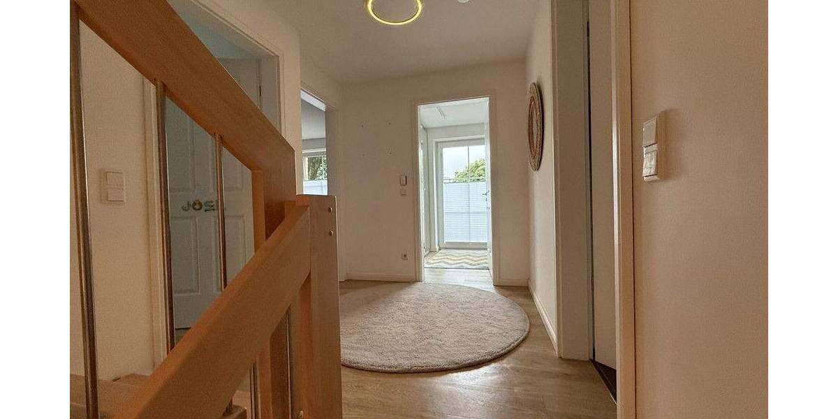 Doppelhaushälfte Hamburg Sasel / Sasel Sasel - 5 Zimmer, 162 m&sup2;, 2.700&euro; | Angebot:25687422