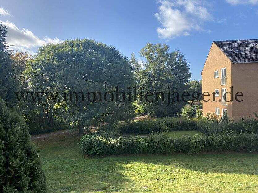Fußnähe zum RKZ Farmsen - Modernsierte EckWohnung mit Balkon - Gäste-WC - Am Wanderweg Berner Au