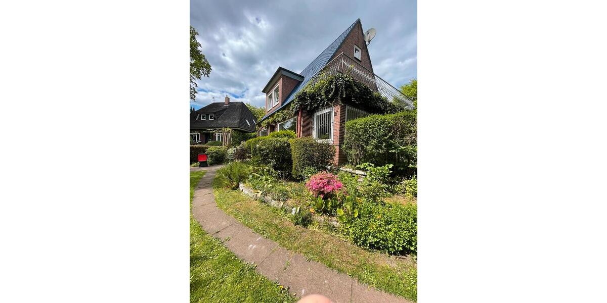 Einfamilienhaus Hamburg Wandsbek - 8 Zimmer, 200 m&sup2;, 1.350.000&euro; | Angebot:27162669