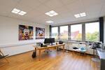 Flexible Bürofläche mit Stellplätzen und Keller in Quickborn zimmer