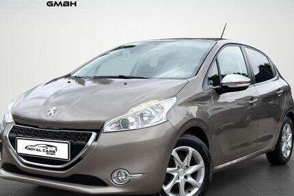 Peugeot 208 126.219 km 4.990 &euro; Hamburg 22111