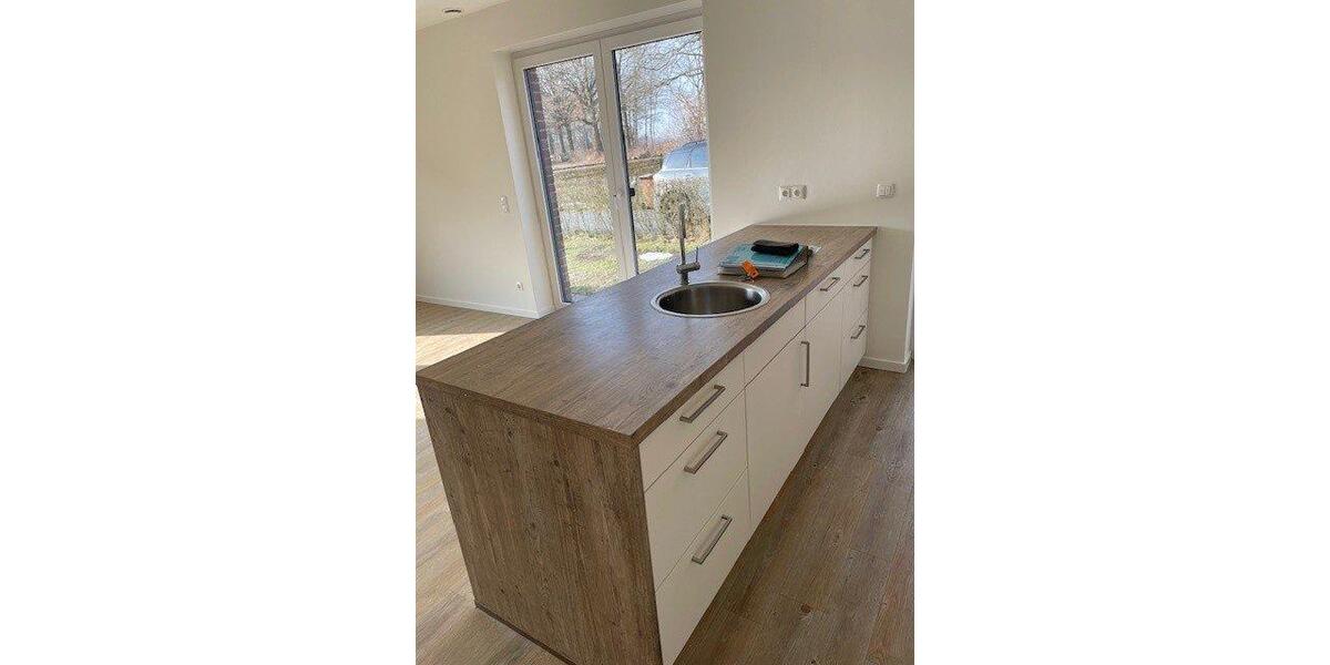 Doppelhaushälfte Uetersen - 4 Zimmer, 133 m&sup2;, 2.400&euro; | Angebot:26312323
