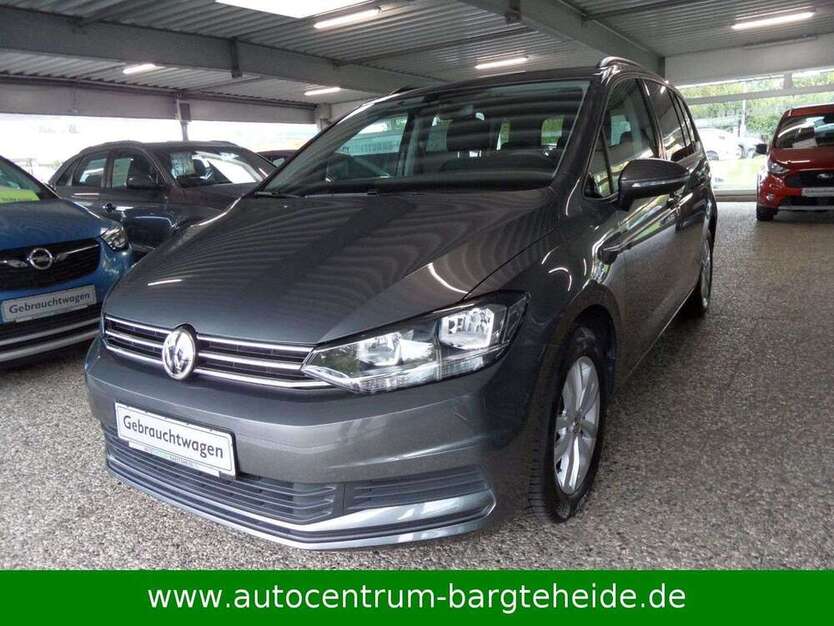 VW Touran 39.670 km 18.490 € Bargteheide 22941