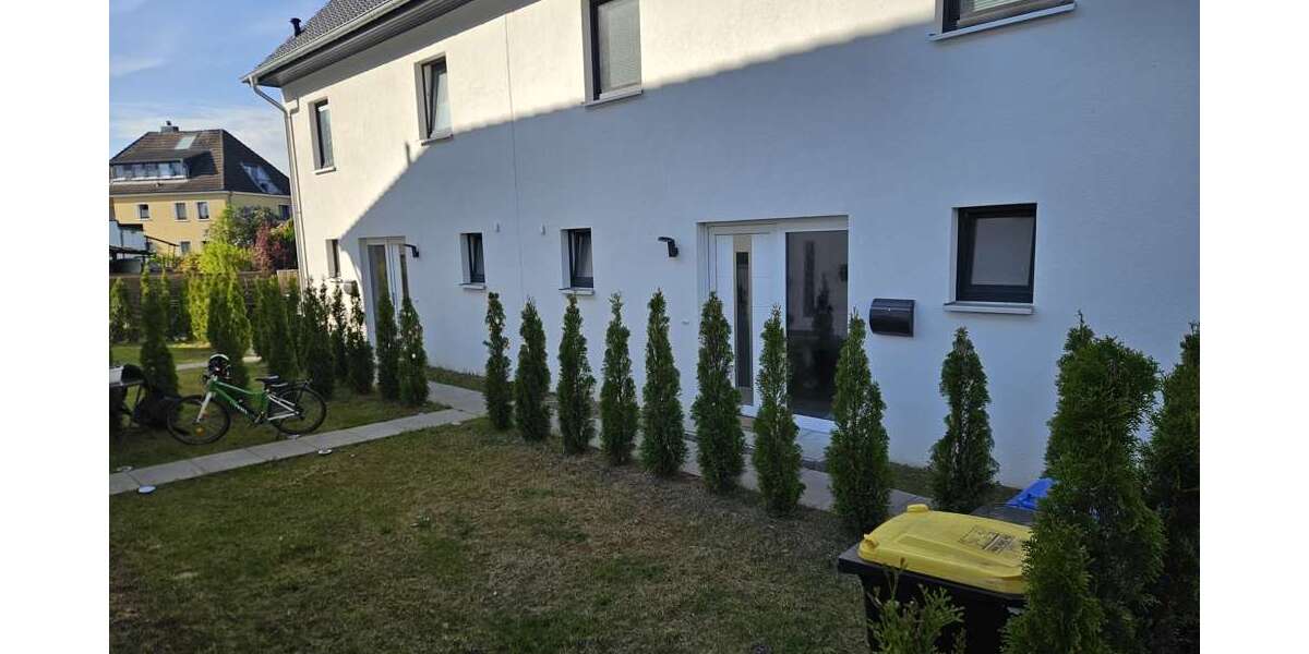 Einfamilienhaus Pinneberg - 5 Zimmer, 170 m&sup2;, 2.125&euro; | Angebot:25368483