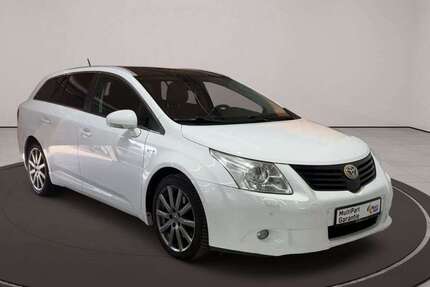 Toyota Avensis 199.000 km 6.990 &euro; Hamburg 22043