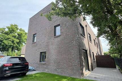 Haus Norderstedt Friedrichsgabe - 5 Zimmer, 148 m&sup2;, 2.480&euro; | Angebot:26815927
