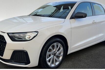 Audi A1 1.696 km 22.450 € Hamburg 22529