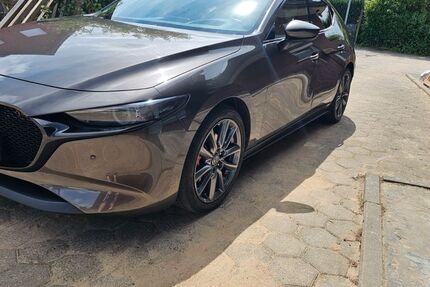 Mazda 3 66.300 km 17.500 &euro; Trittau 22946