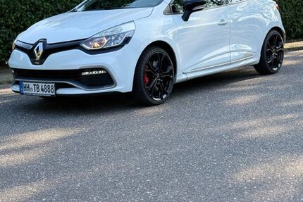 Renault Clio 115.858 km 11.800 &euro; Hamburg 21129