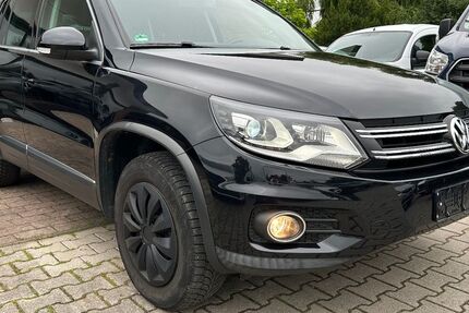 VW Tiguan 97.000 km 13.850 € Drage 21423