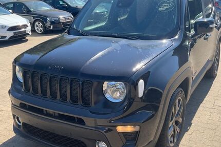 Jeep Renegade 65.669 km 11.999 € Hamburg 21107