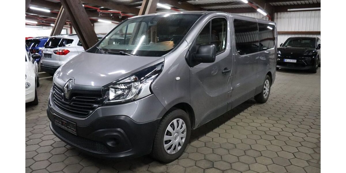 Renault Trafic 84.642 km 18.990 &euro; Norderstedt 22844