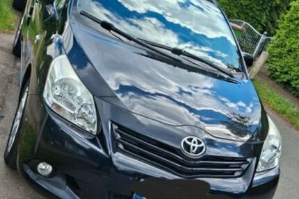 Toyota Verso 140.400 km 7.900 &euro; Hamburg 22115