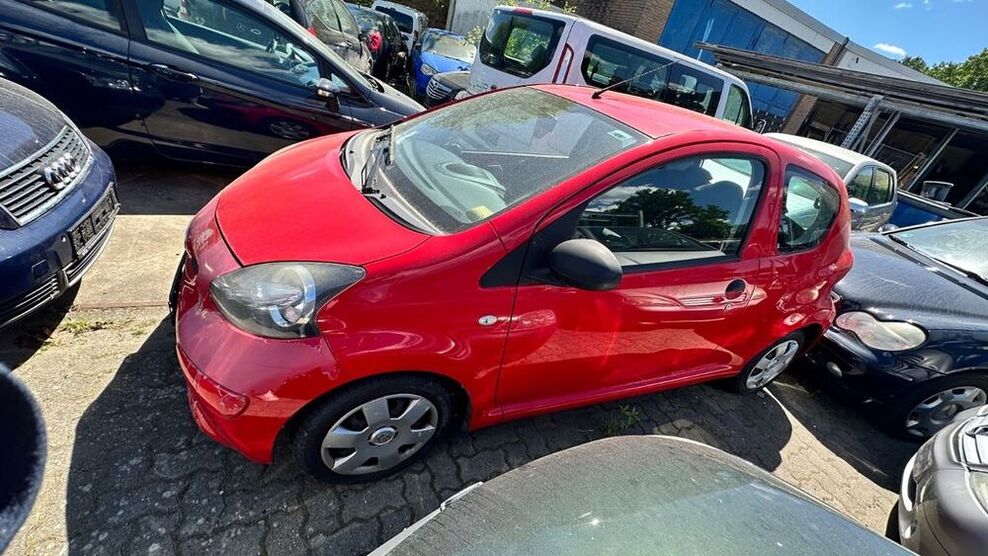 Aygo (X)