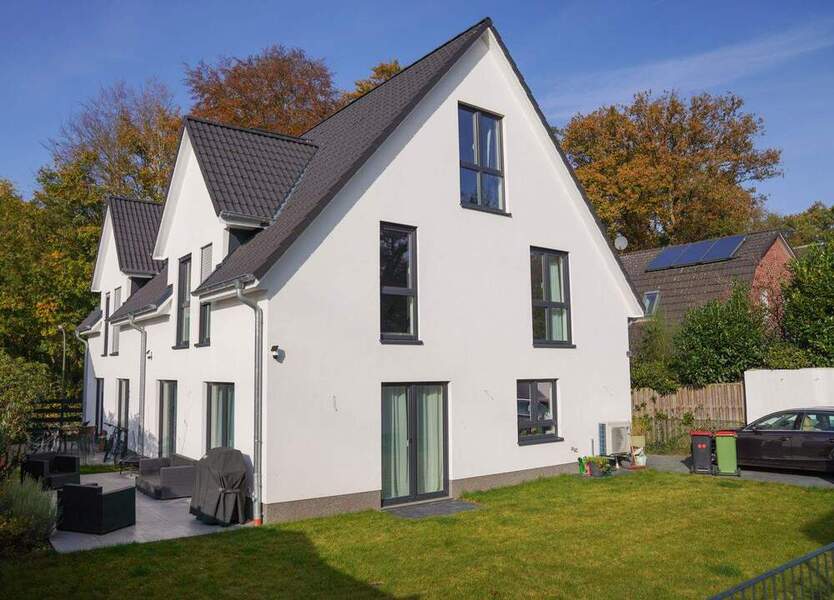 +++ Projektiertes Wohnglück: Doppelhaushälfte in Halstenbek +++ 5 zimmer