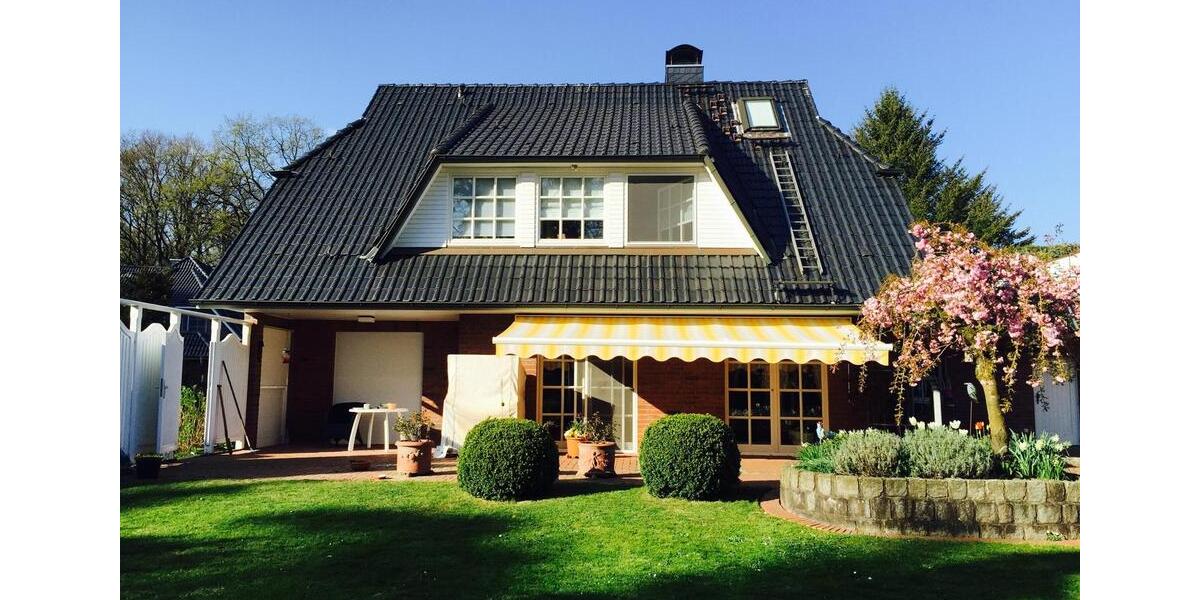 Einfamilienhaus Buxtehude - 6 Zimmer, 183 m&sup2;, 2.700&euro; | Angebot:26091803