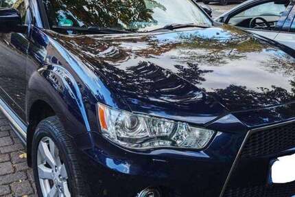 Mitsubishi Outlander 270.000 km 4.599 &euro; Hamburg, Freie und Hansestadt 21037