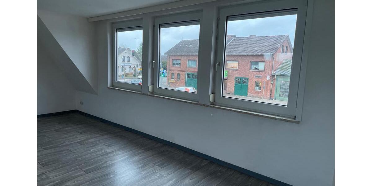 Etagenwohnung Jork - 3 Zimmer, 130 m&sup2;, 1.350&euro; | Angebot:25182837
