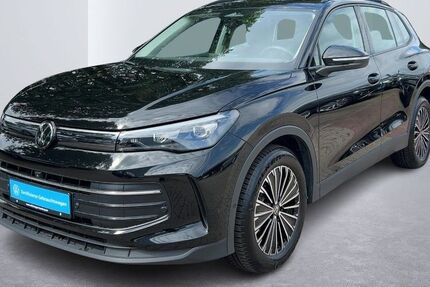 VW Tiguan 10.497 km 36.888 &euro; Hamburg 22303