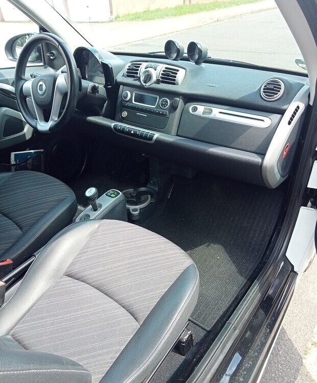 Smart Fortwo Cabrio 95.000 km 4.799 € Halstenbek 25469