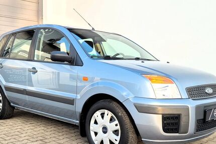 Ford Fusion 69.900 km 2.390 &euro; Winsen (Luhe) 21423
