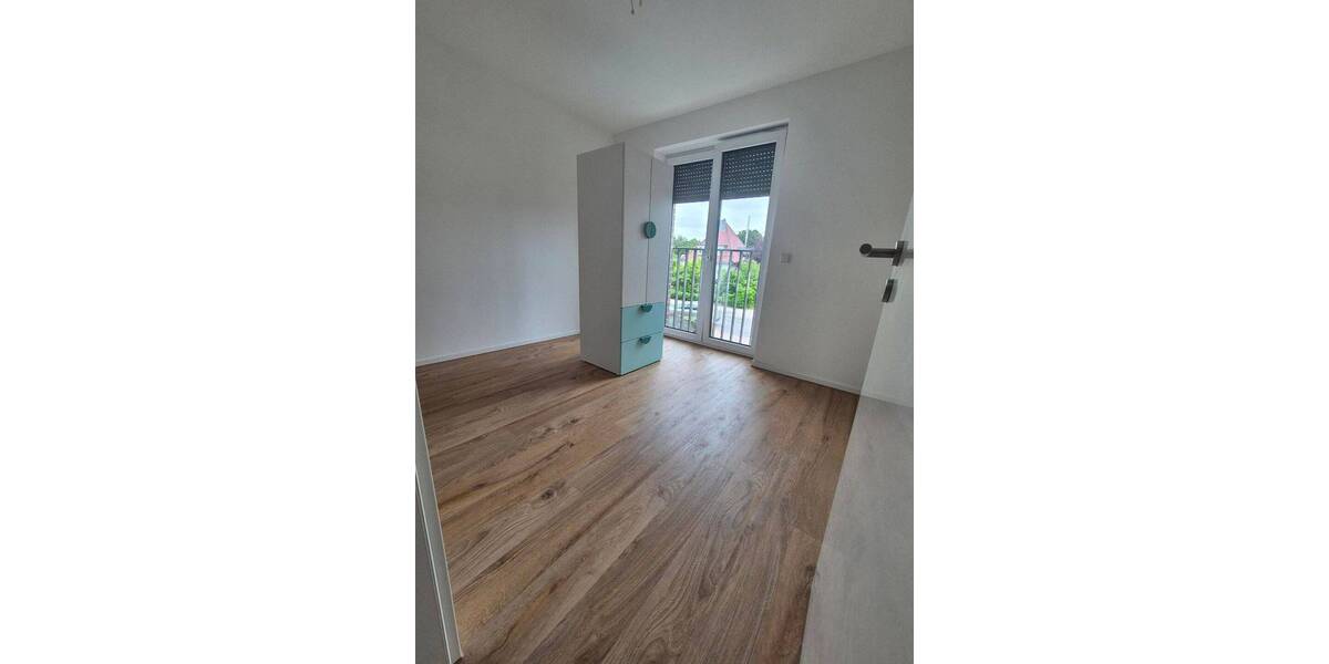 Doppelhaushälfte Norderstedt Garstedt - 4 Zimmer, 137 m&sup2;, 2.585&euro; | Angebot:26868605