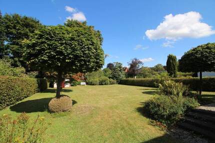 Exklusives Baugrundstück mit großem Baufenster in ruhiger und begehrter Wellingsbüttler Bestlage zimmer