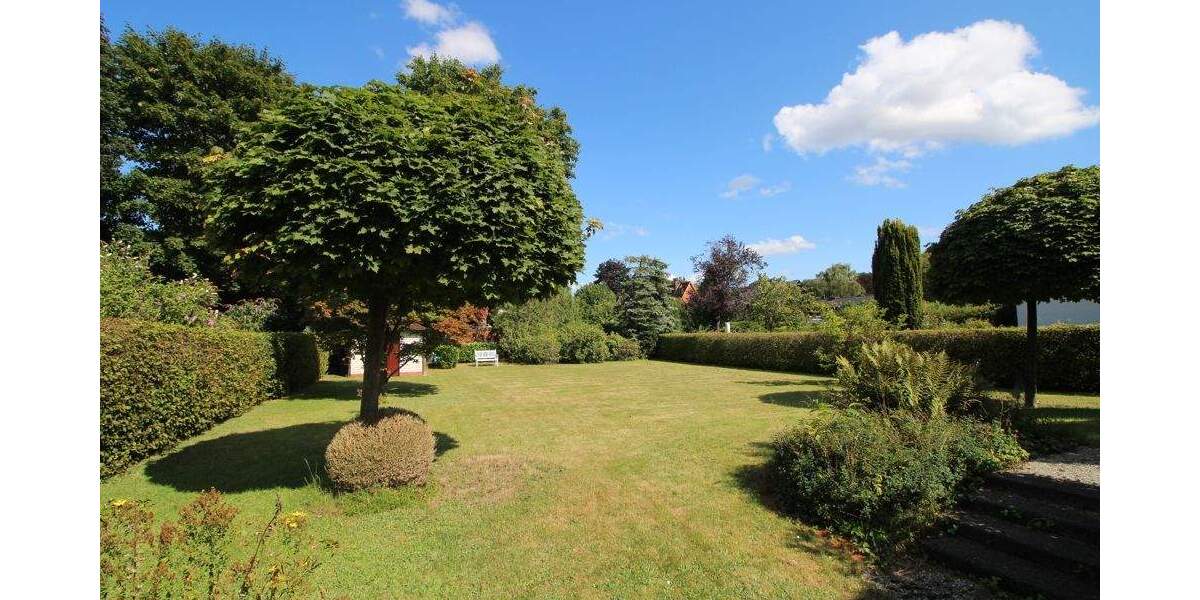 Exklusives Baugrundstück mit großem Baufenster in ruhiger und begehrter Wellingsbüttler Bestlage zimmer