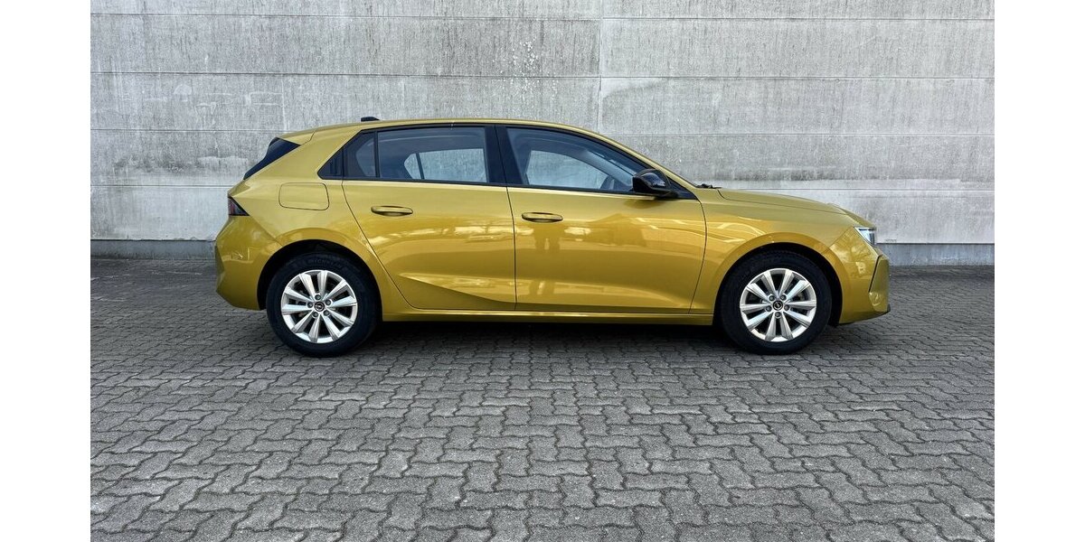 Opel Astra L Kult Gelb 1.001 km 19.999 &euro; Hamburg 22339