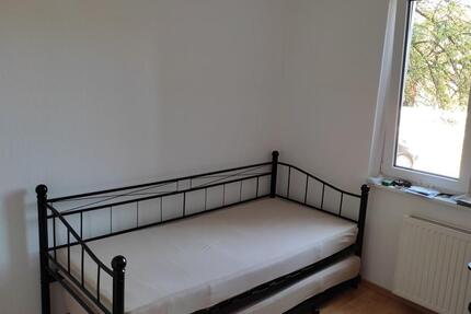 Wohnung Hamburg Lohbrügge - 12 Zimmer, 60 m&sup2;, 365&euro; | Angebot:25307684