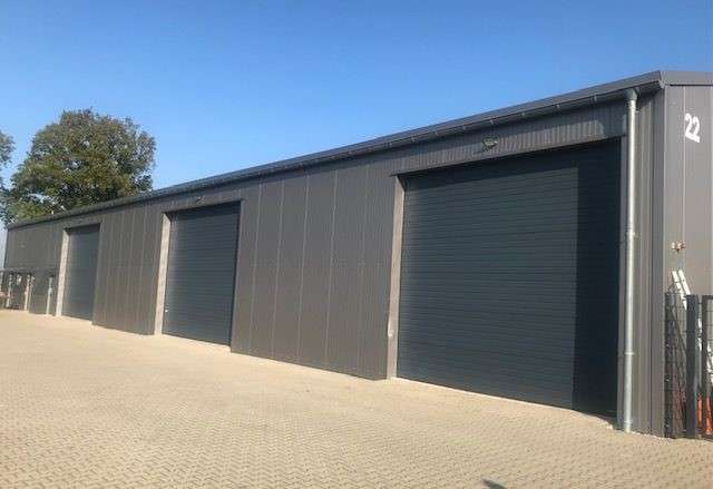 Halle in Ellerau 3.960 € 430 m²