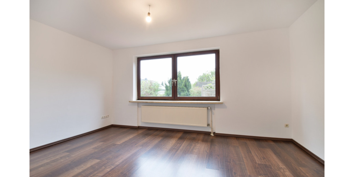Einfamilienhaus Wentorf - 5 Zimmer, 145 m&sup2;, 2.000&euro; | Angebot:25643984