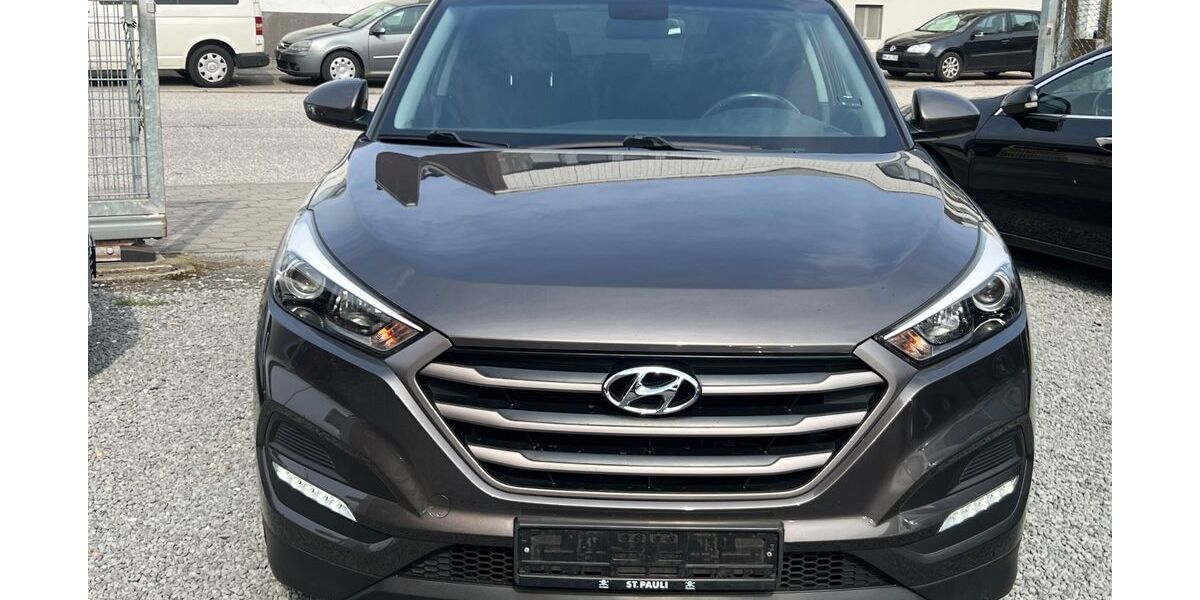 Hyundai TUCSON 78.000 km 12.990 &euro; Hamburg 20537