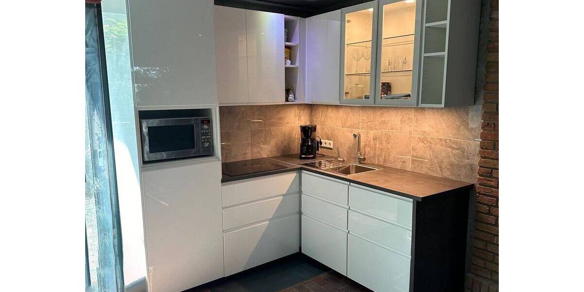 Bungalow Uetersen - 9 Zimmer, 400 m&sup2;, 1.090.000&euro; | Angebot:24111195