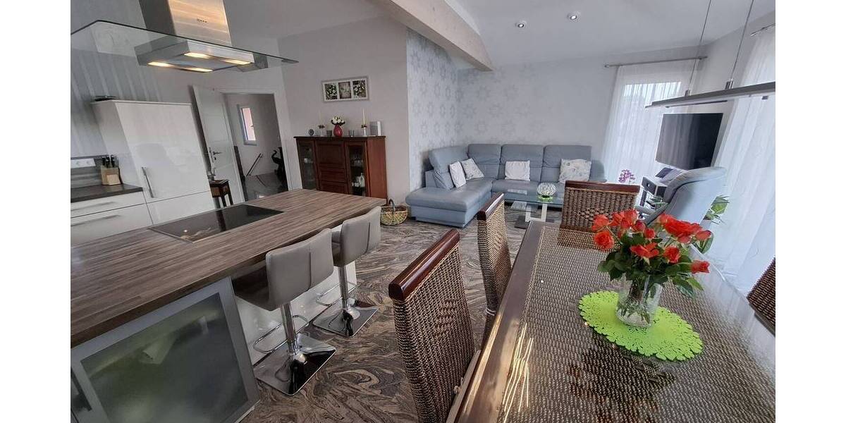 Doppelhaushälfte Wedel - 4 Zimmer, 147 m&sup2;, 745.000&euro; | Angebot:26313305