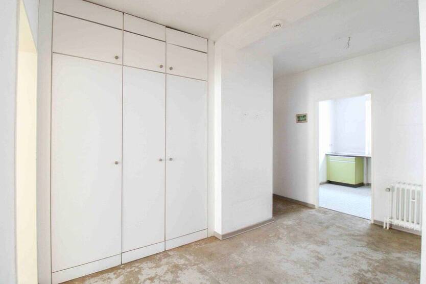 Ruhig & urban - hier passt Alles! 3-Zi.-Etagenwohnung mit Balkon, eigenem TG-Stellplatz und Aufzug