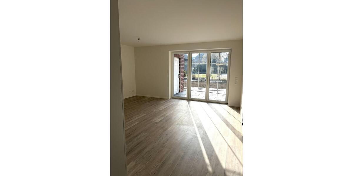 Erdgeschoßwohnung Brackel - 3 Zimmer, 88 m&sup2;, 1.360&euro; | Angebot:23767351