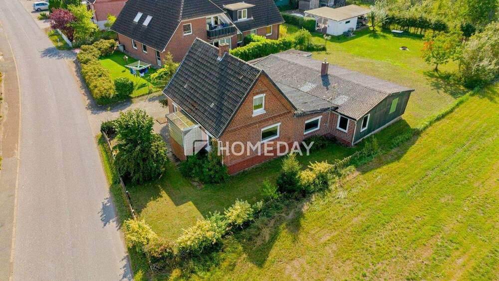 Grundstück mit Altbestand - ideal für Neubebauung 6 zimmer