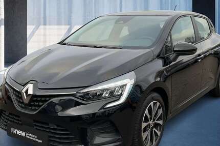 Renault Clio 30.481 km 13.990 &euro; Hamburg 22763