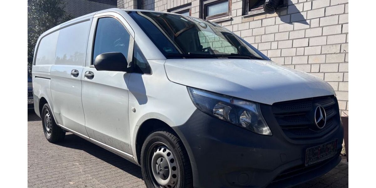 Mercedes-Benz Vito 270.680 km 8.300 &euro; Rellingen 25462