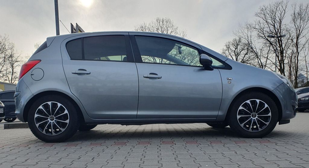 Opel Corsa 183.000 km 2.800 &euro; Hamburg 21033