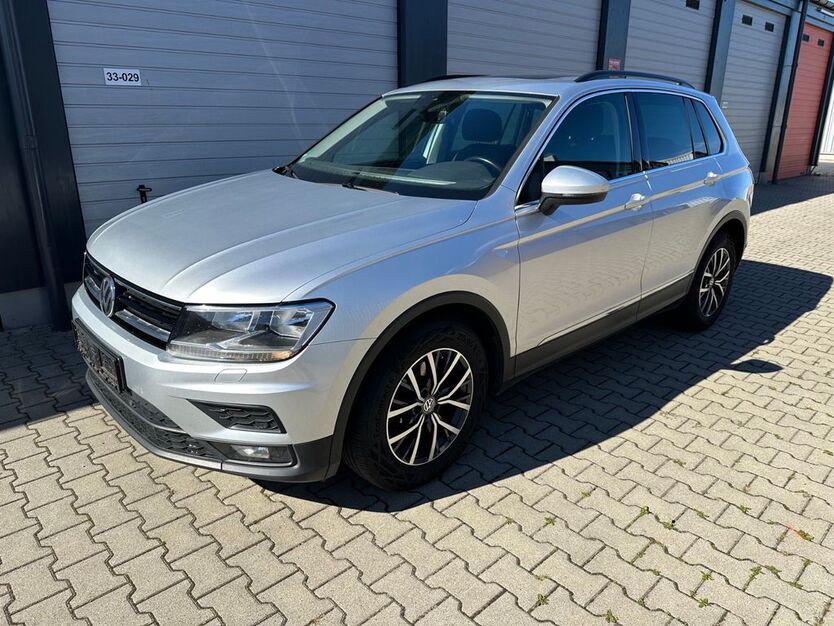 VW Tiguan 166.841 km 16.800 € Hamburg 22147