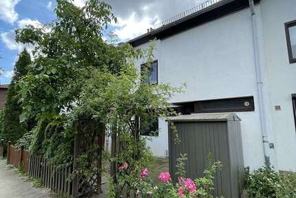 Haus zum Kaufen in Hamburg Neuenfelde 329.000 € 160 m² 5 zimmer