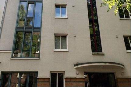 Gute Lage, ruhige Sonnenterrasse, voll möbliert, befristet für 2 Jahre sucht... 2 zimmer