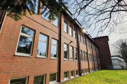 Gewerbeobjekt Hamburg Lokstedt - 7 Zimmer, 184 m&sup2;, 1.472&euro; | Angebot:25733909