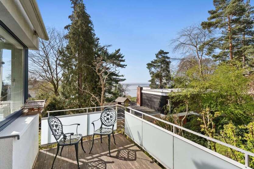 Haus zum Kaufen in Hamburg 2.100.000 € 212 m²