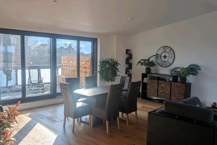 Haus Buchholz in der Nordheide - 5 Zimmer, 206 m&sup2;, 2.728&euro; | Angebot:26287398