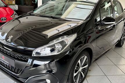Peugeot 208 129.875 km 6.299 &euro; Buxtehude 21614