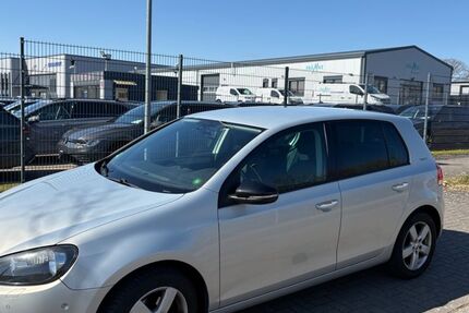 VW Golf 165.000 km 4.499 &euro; Bargfeld-Stegen 23863