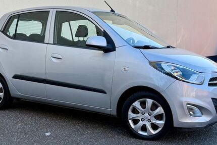 Hyundai i10 88.612 km 5.990 € Hamburg 20537